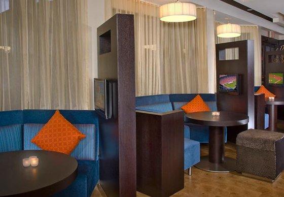 Courtyard By Marriott Atlanta Mall Of Georgia 3*