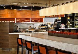 Courtyard By Marriott Atlanta Mall Of Georgia 3*