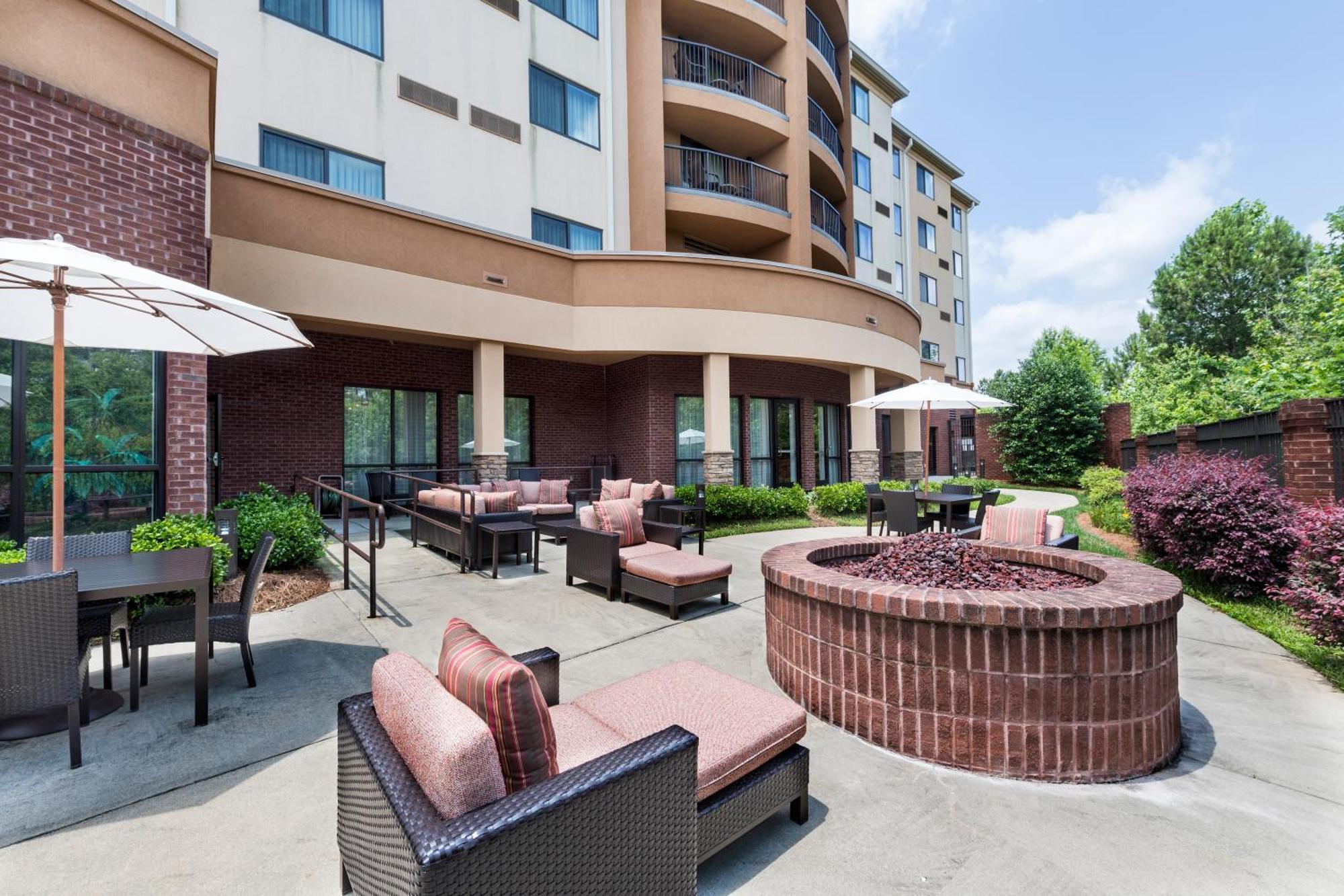 Courtyard By Marriott Atlanta Mall Of Georgia Buford